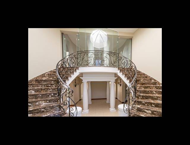 4 BEDROOM HOUSE FOR SALE IN BRYANSTON